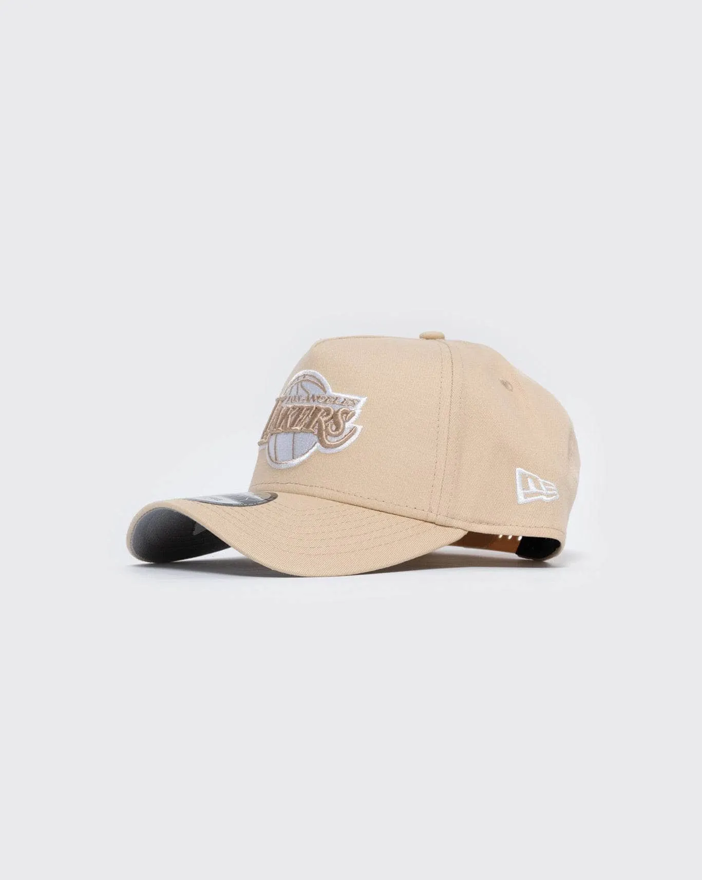 New era 940 aframe Los Angeles Lakers Oat Milk