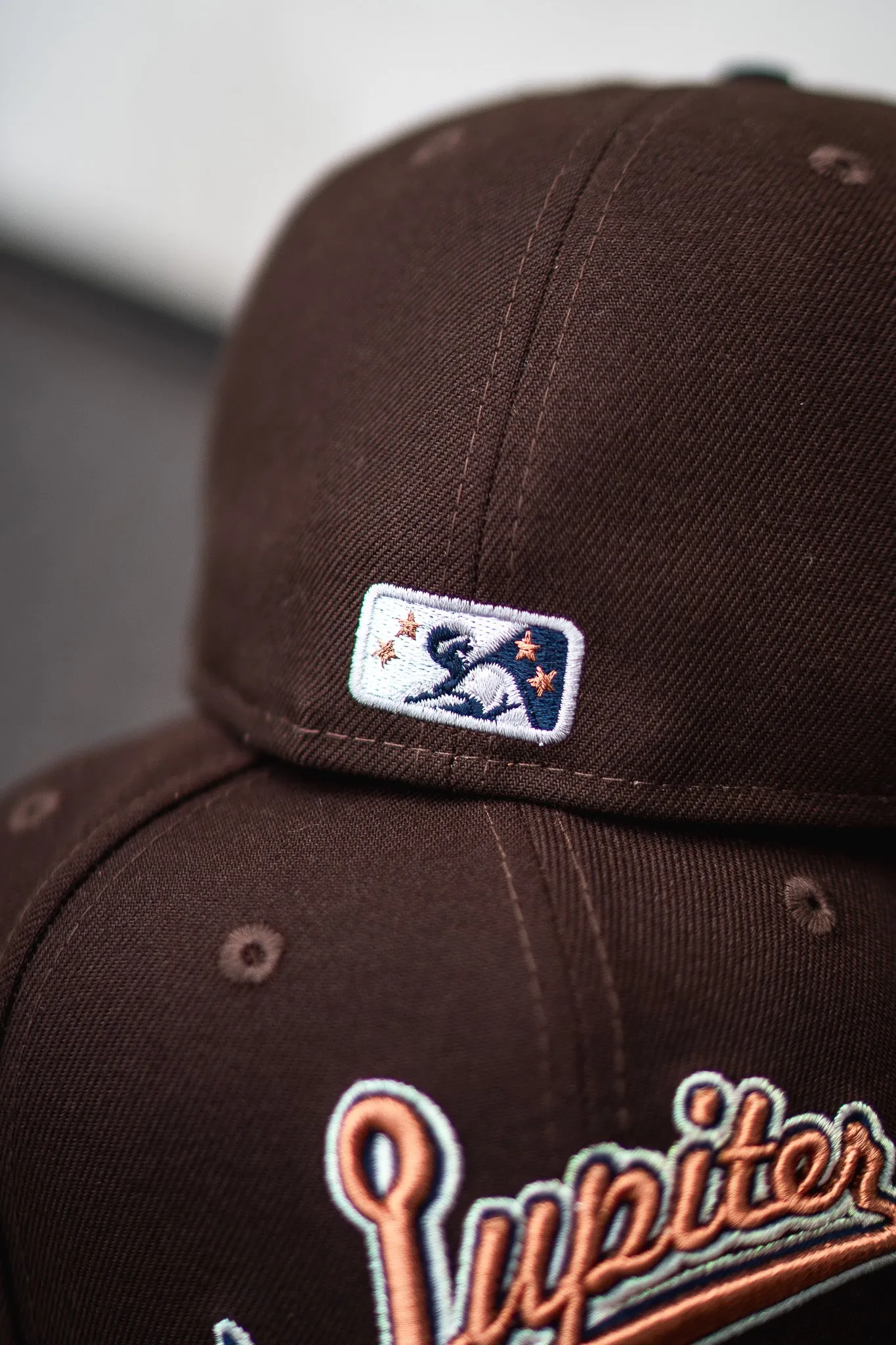 New Era Jupiter Hammerheads Grey UV (Dark Mocha/Dark Navy)